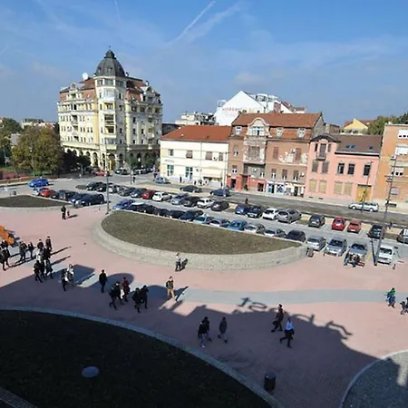 Centar No2 Parking On Request * نوفي ساد